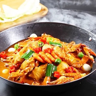 Spicy Free-run Chicken Dry Pot 干锅走地鸡